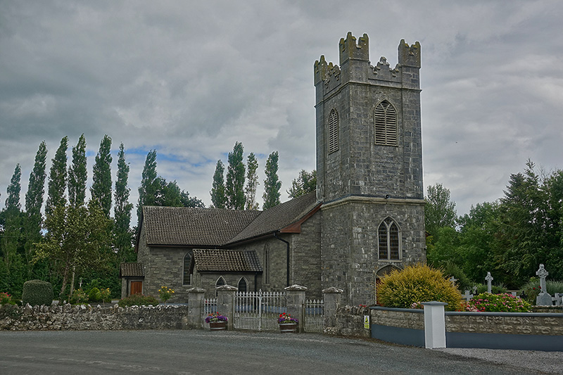 Die Church of Ireland ist mit er Church of England verwandt.