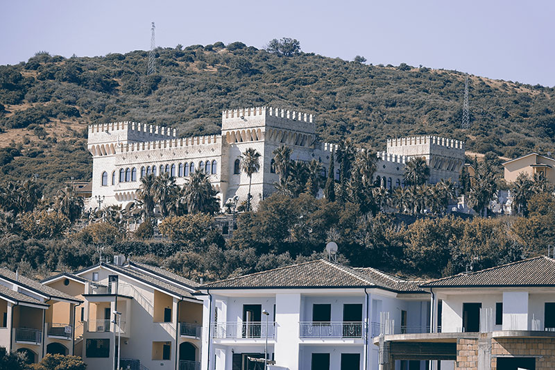 Ein Schloss in Calabrien
